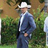 Jason Statham - Jennifer Lopez and Jason Statham are sighted on the set of Parker | Picture 84799